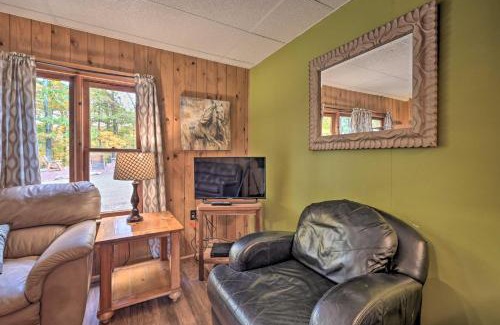 Huntingdon House | Cozy Clint Eastwood Ranch Apt Near Raystown Lake