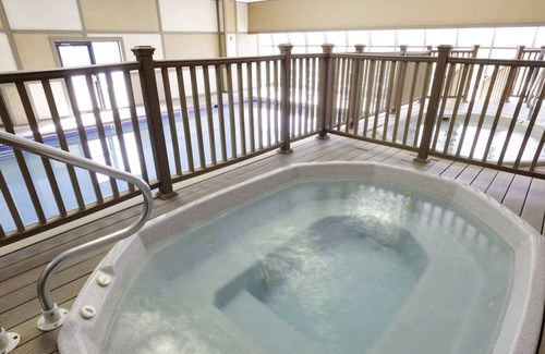 Steamboat Springs Condo | Rustic Condo with Scenic View and Family-Friendly Amenities