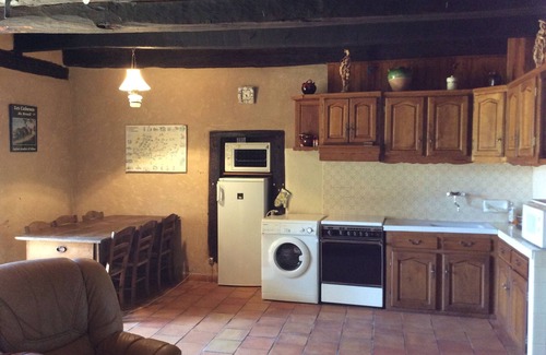Pays-de-Belves Cottage | Charming Rustic Cottage Near Monpazier with Great Amenities