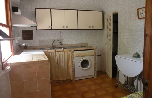 La Esglayeta Cottage | Tranquil Country House Among Almond Trees - Rated 9.8/10