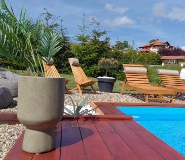 Zlatibor Villa | Rustic Dream MIA: 4-Star Haven with Spa & Pet-Friendly Comfort