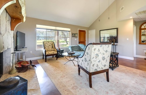 Paleface Homesteads Cabin | Guest Rated 10/10: Rustic Cabin with Deck by Lake Travis