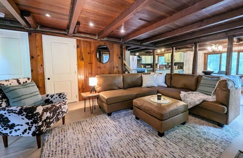 Hewitt Cabin | Tranquil Retreat at Greenwood Lake with Family-Friendly Amenities