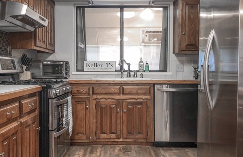 Keller House | Inviting Family Retreat in Keller with Spa and Hot Tub