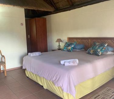 Emalahleni Cabin | Rustic Fields Lodge & Venue