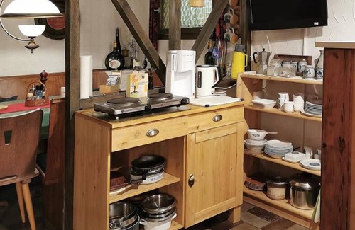 Dorfles-Esbach Apartment | Cozy Fully Equipped Apartment with Free WiFi and Breakfast