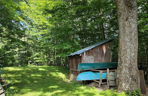 Sunapee House | Rustic Historic Farmhouse in the Heart of Sunapee