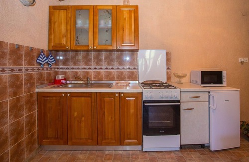 Nova Vas House | Tranquil Holiday House Legovic with Pool and Spa Amenities