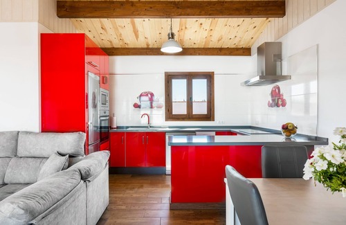 Chiclana de la Frontera House | Relaxing Home with Pool, Ocean View & Pet-Friendly Amenities