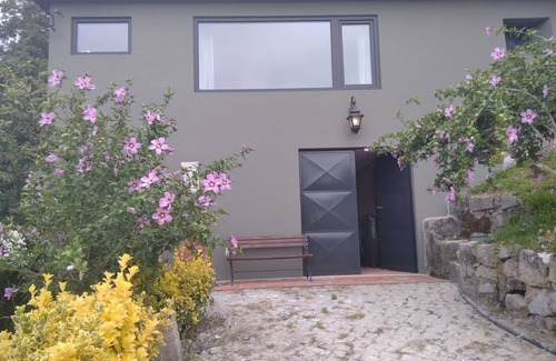 Ribadouro Cottage | Tranquil Hideaway in Pala/Ribadouro - Baião eEstúdio King