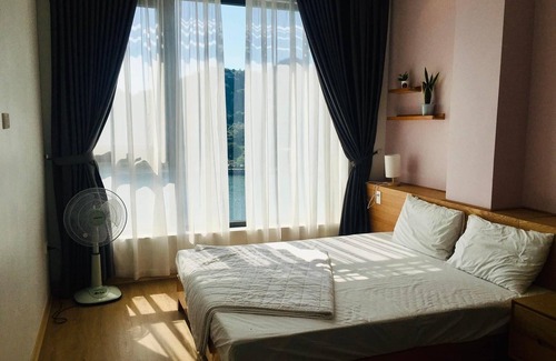 Cat Hai Hotel | Guest Rated 10/10: Rustic House with Family-Friendly Amenities