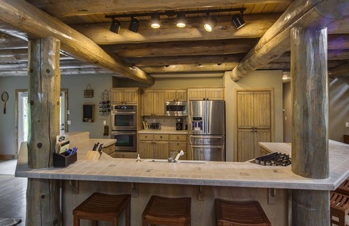 Sunriver Cabin | Guest Rated 9.8: Unique 5BR Lodge with Oceanfront View