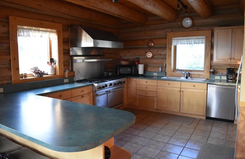Granby Cabin | Scenic Retreat with Spa & Kitchen, Breathtaking Views