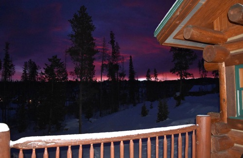 Granby Cabin | Scenic Retreat with Spa & Kitchen, Breathtaking Views