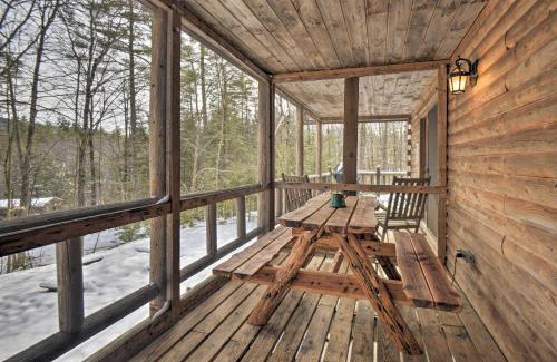Eidelweiss Village House | Inviting Madison Treehouse Cabin with Game Room & Spa