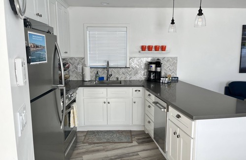 Seabright Apartment | Exceptional Oceanfront 1BR Retreat in Sunny Seabright