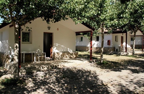 La Puebla de Roda House | Top-Rated Belvilla by OYO Vakantiepark with Pool & Pets Welcome