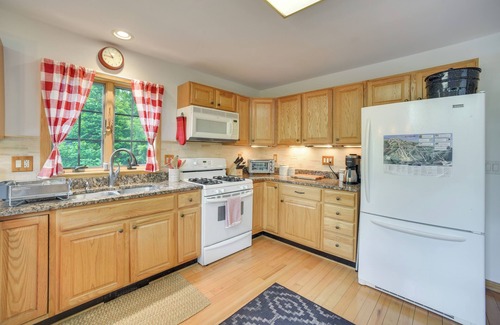 North Creek House | Rustic North Creek Retreat with Spa & Hot Tub, 4 Mi to Gore