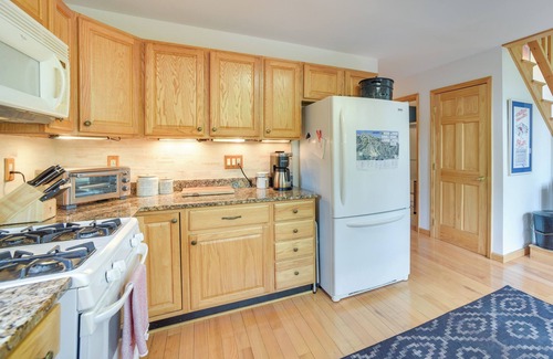 North Creek House | Rustic North Creek Retreat with Spa & Hot Tub, 4 Mi to Gore