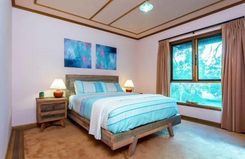 Gawler South Apartment | Unforgettable Rustic on 13th: Pet Friendly & Family Welcome