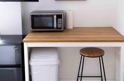 Aguadilla House | Cozy Private Apartment with Free Wifi Near Beaches & Airport