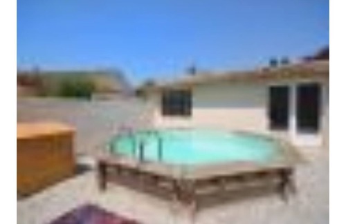 Cabrieres-d'Avignon House | Charming Provencal Mansion with Private Pool Near Gordes