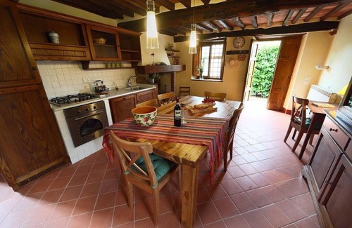 Borgo a Mozzano House | Idyllic Retreat with Private Pool and Garden, Rated 9.8