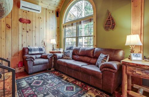 Gloversville House | Rustic Retreat: Steps from Great Sacandaga Lake!