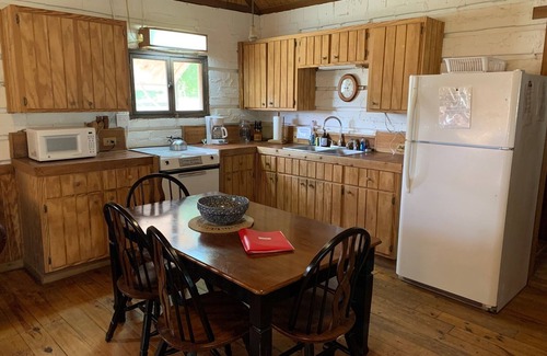 Uvalde Cabin | Cozy River Cabin Steps from the Water with Pet-Friendly Perks
