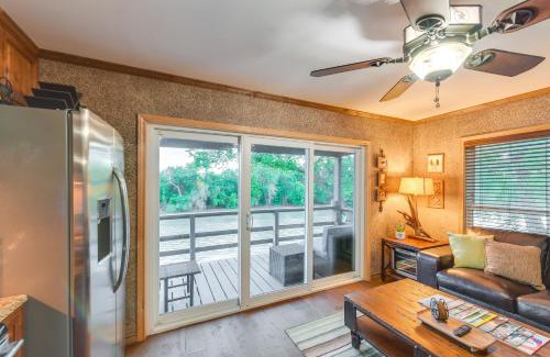 Waco Apartment | Cozy River Cabin with Dock and Covered Deck for Families