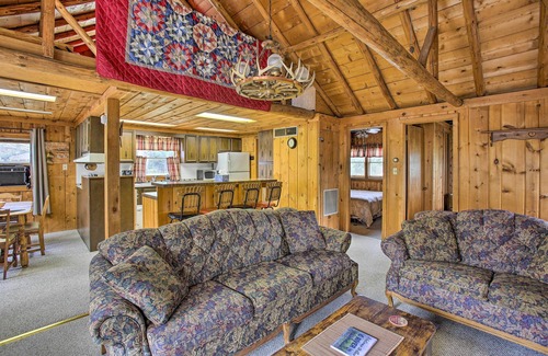 Moorestown Cabin | Cozy River View Cabin with Fire Pit, Games & Grill