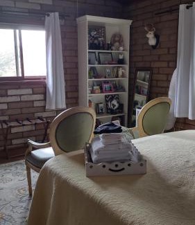Squaw Valley House | Cozy Rooms Near Kings Canyon & Sequoia National Parks