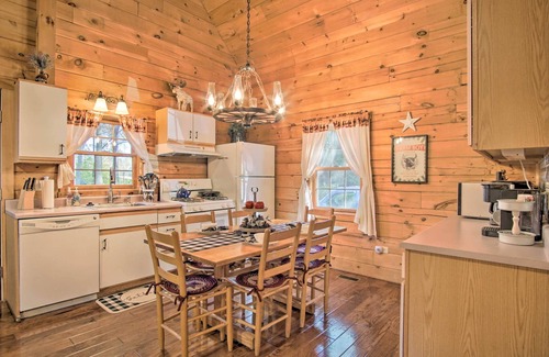 Oceana County Cottage | Inviting Rothbury Cabin with Pool and Oceanfront Access
