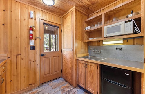Mazama Cabin | Rustic Rural Studio Cabin