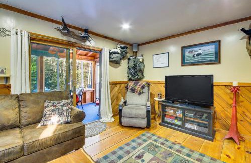 Searsport House | Cozy Searsport Cabin Loft with Sunroom on 10 Scenic Acres