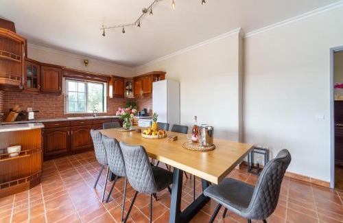 Camparca House | Enchanting Rural Retreat in Netos-Almagreira with Pool