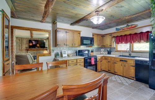 Sturgis House | Inviting Sturgis Cabin Retreat in Black Hills Forest