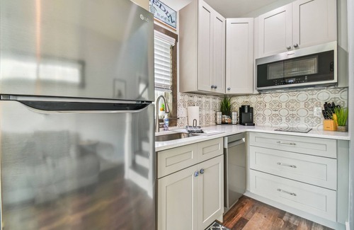 Dunedin House | Exquisite Tiny Home on Pinellas Trail with Heated Pool