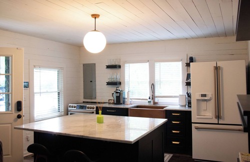 Taylorsville Cabin | Relaxing Cabin Retreat on Ellendale Farm - Family Friendly