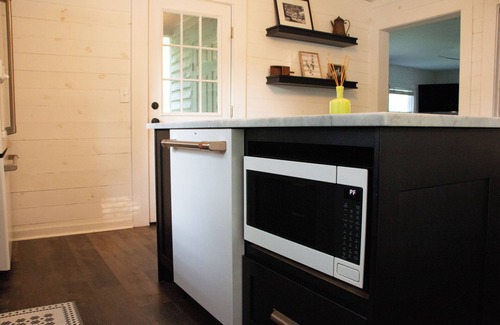 Taylorsville Cabin | Relaxing Cabin Retreat on Ellendale Farm - Family Friendly