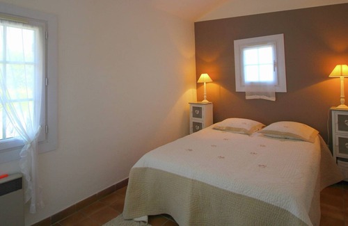 Cereste House | Rustic villa with pool in Cereste, France