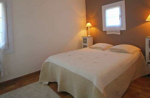 Cereste House | Rustic villa with pool in Cereste, France