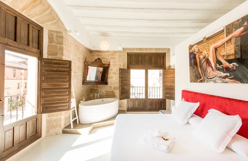 Cuzcurrita de Rio Tiron Hotel | Eco-Friendly Retreat at Rusticae Hotel Teatrisso