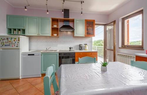 Vrsar Apartment | Cozy Apartment Dora with Balcony and Private Parking