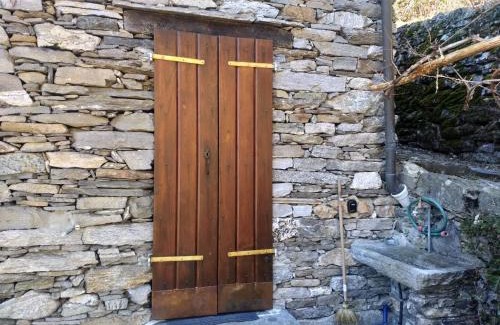 Centovalli House | Delightful Rustico "Casa di Sasso" with Oceanfront Views