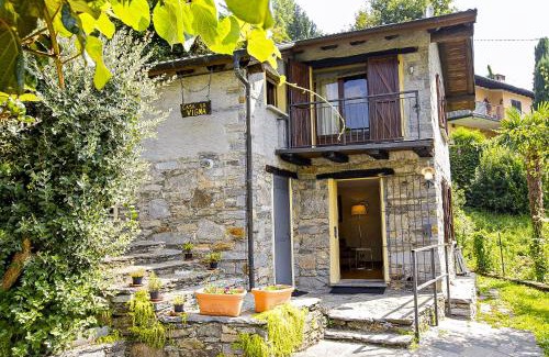 Piancassone House | Pet-Friendly Retreat at Rustico La Vigna - Rated 8.2/10