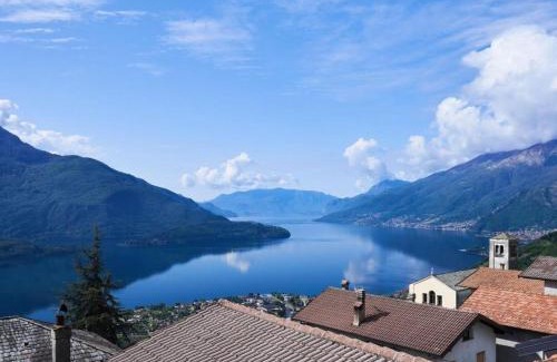 Vercana Apartment | Beautiful Rustico Maria with Oceanfront Views & Pet Friendly