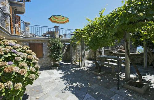 Cannero Riviera House | Pet-Friendly Getaway at Rustico Ponte - Rated 8/10!