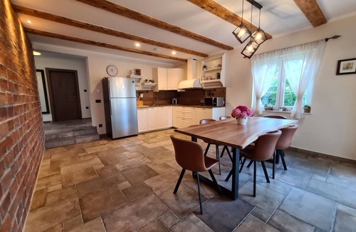 Gostinjac Villa | Rustikale Villa auf der Insel Krk: Ideal für 10 Gäste