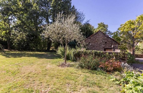 Bouvron Bed & Breakfast | Comfort and Relaxation Near Nantes with Breakfast Included